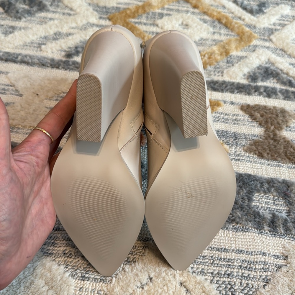 Steve Madden Rickki Pointed to Boot - Picture 3 of 9